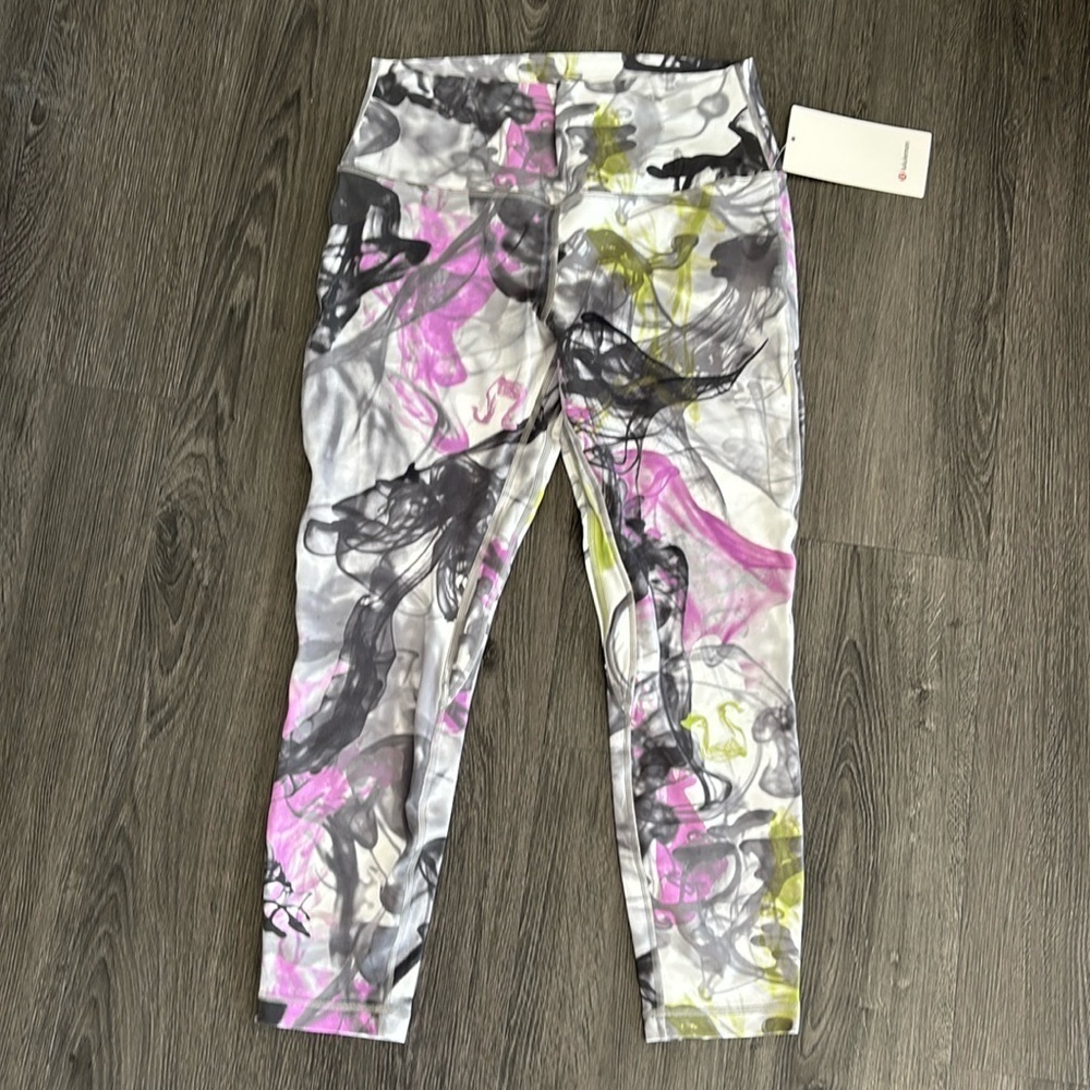 NWT Sz12 lululemon align tights unicorn throwback print  25”